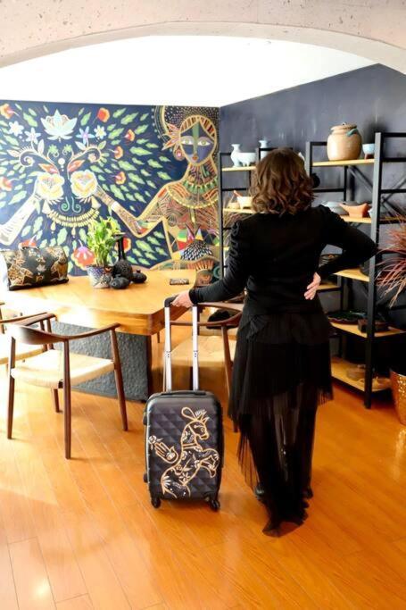 Luxurious Mid Century Modern Folk Art Home Mexico City Exteriör bild