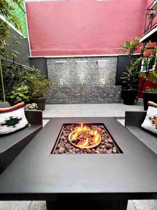 Luxurious Mid Century Modern Folk Art Home Mexico City Exteriör bild