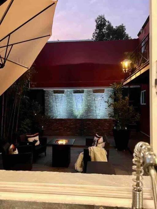 Luxurious Mid Century Modern Folk Art Home Mexico City Exteriör bild
