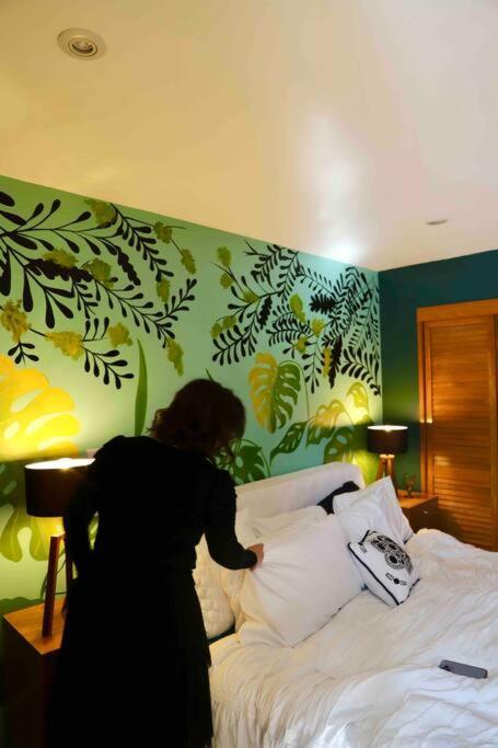 Luxurious Mid Century Modern Folk Art Home Mexico City Exteriör bild